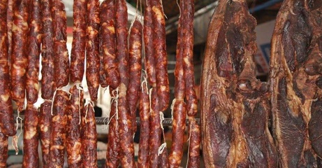 网售自制香肠遭10倍索赔案尘埃落定 法院为何“力挺”土特产卖家？